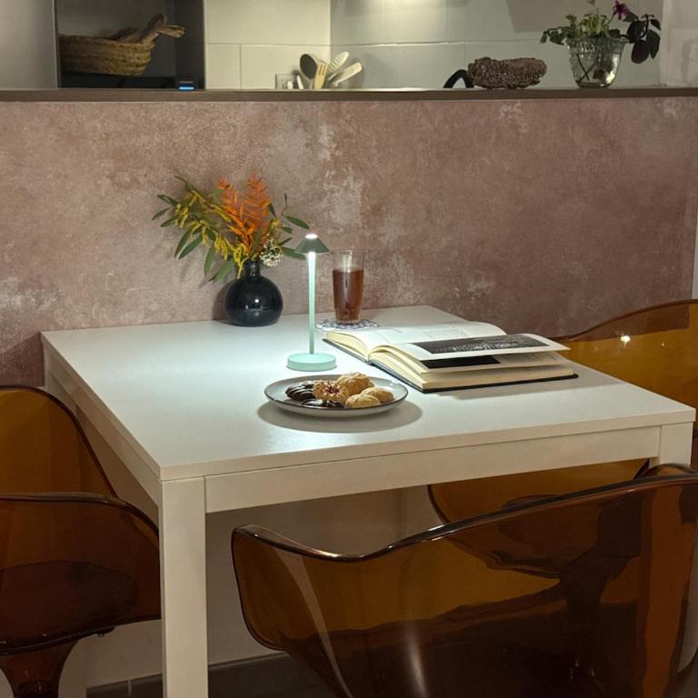 Smart Penthouse with Terrace 10min Walk to Beach - Apartamento de 1 dormitorio - 20