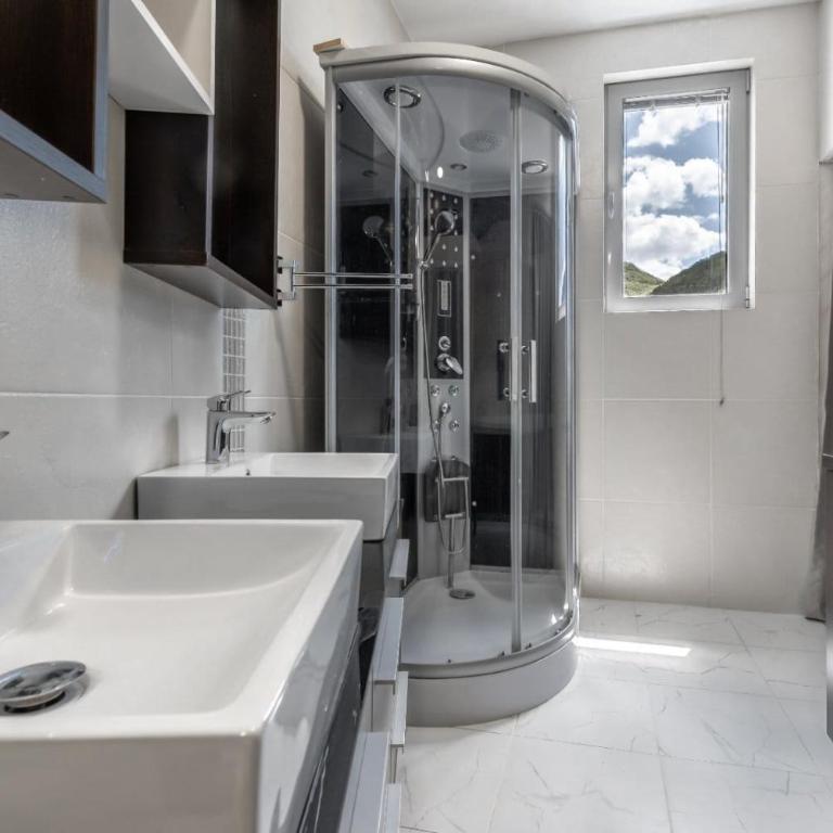 Luxury Villa II Kotor Montenegro - Sea View, Pool and Sauna - Villa with Private Pool - 5