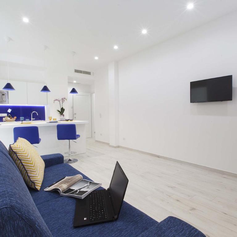 Amore Rentals - Sara Home - Appartamento con Balcone - 4
