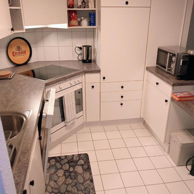 Central 4, pretty two room apartment, free bus, city tax included - Apartment mit 2 Schlafzimmern - 20