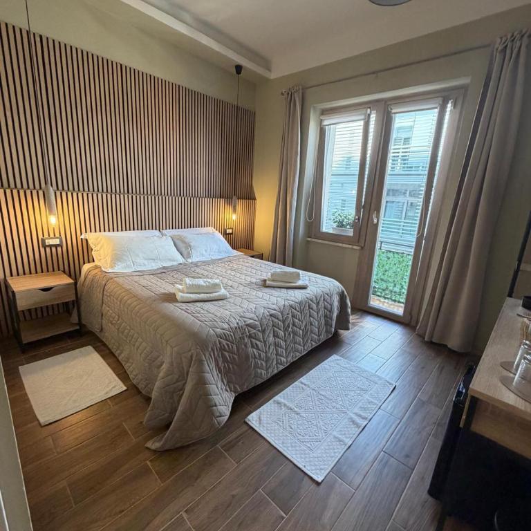 B&B Tanda Rooms Olbia - Camera Matrimoniale Deluxe con Balcone - 1