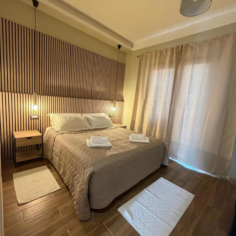 B&B Tanda Rooms Olbia - Camera Matrimoniale Deluxe con Balcone - 10