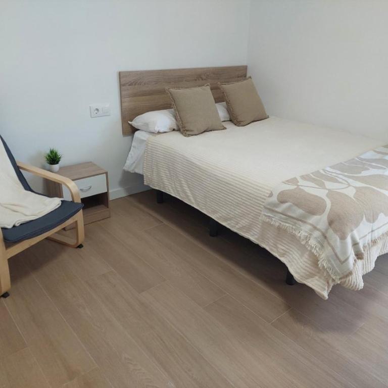 Coqueto piso con cuatro aires acondicionados - Apartamento de 3 dormitorios - 4