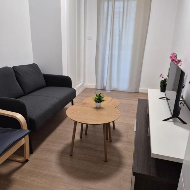 Coqueto piso con cuatro aires acondicionados - Apartamento de 3 dormitorios - 6