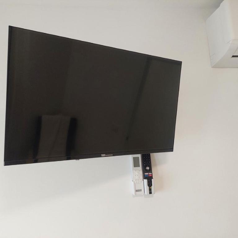 Coqueto piso con cuatro aires acondicionados - Apartamento de 3 dormitorios - 9