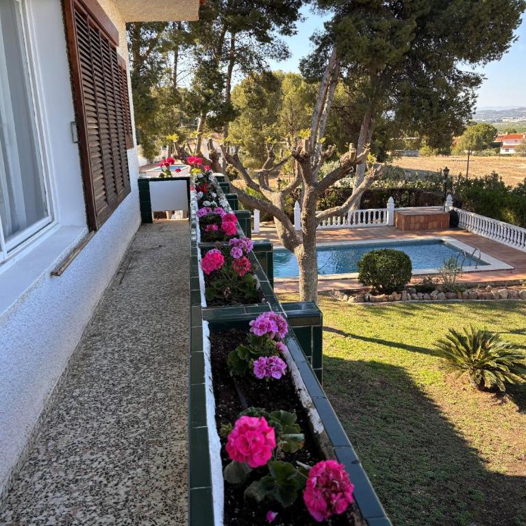 Mediterranean House in Valencia - Four-Bedroom House - 29