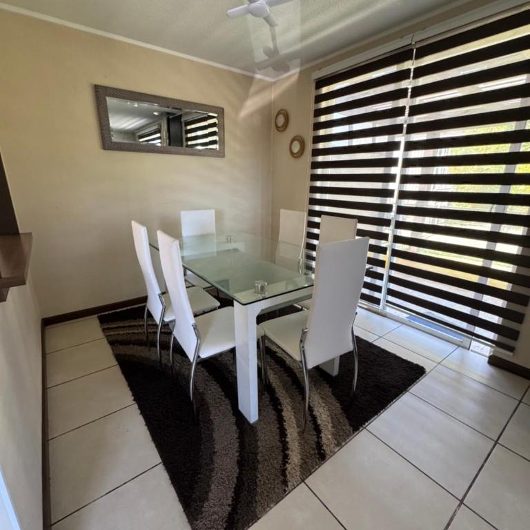 Casa Pucon con vista al Volcan - Three-Bedroom House - 9