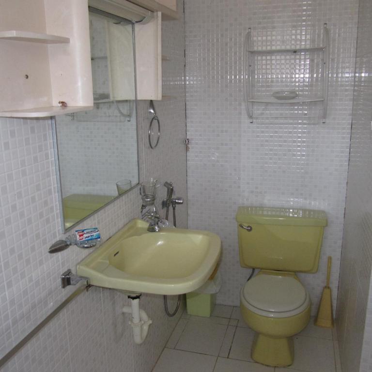 Casa Playas # 1 - Five-Bedroom House - 26