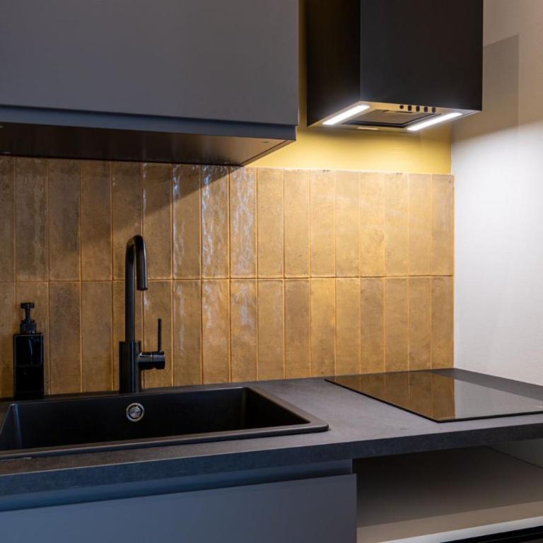 Tukory127 Rooms - Appartamento Monolocale con Balcone - 19