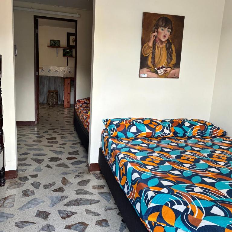 La Casa del Pueblo - Family Room with Mountain View - 9