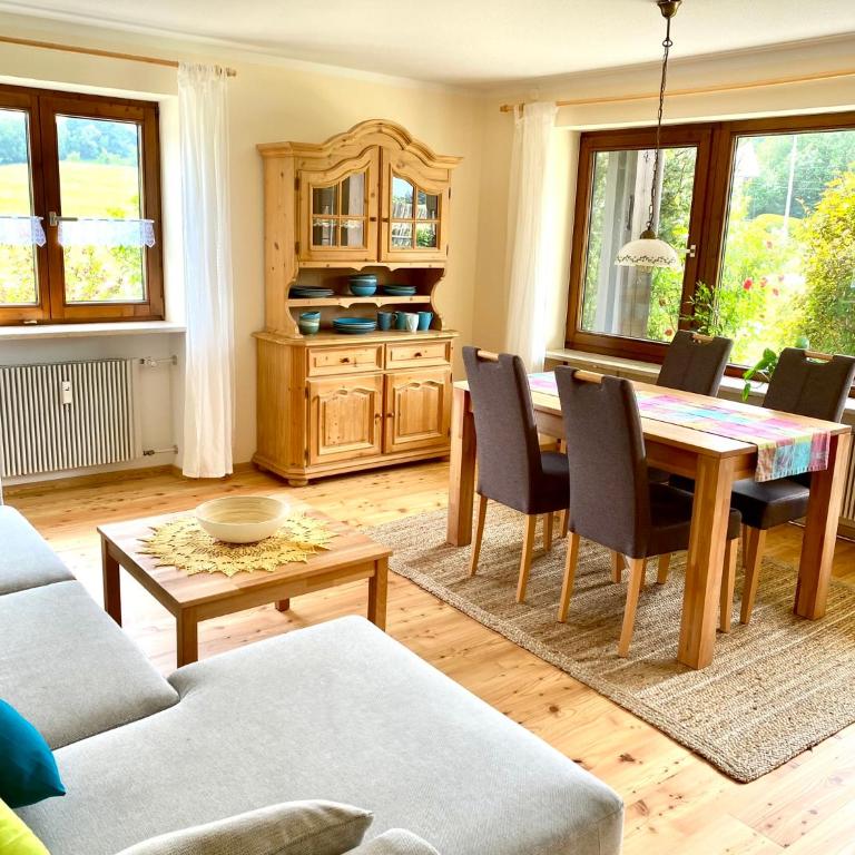 Ferienwohnung Pusteblume - Apartment mit 2 Schlafzimmern - 1