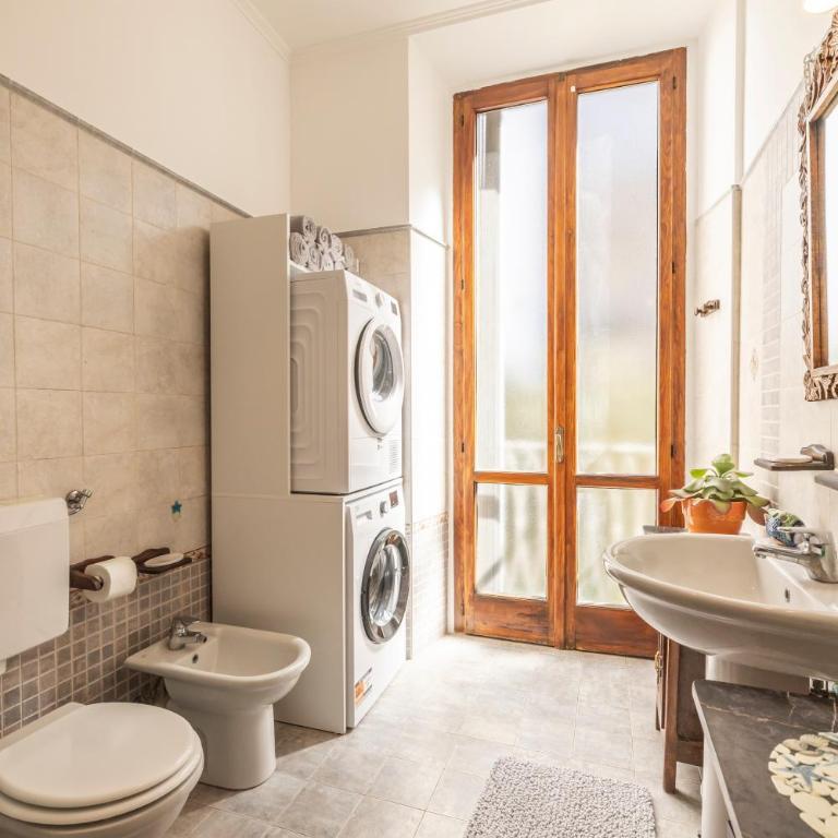 AmaTan Cairoli 32-Apt 2 Camere-Centro Torino-Terrazzino -AC- - Appartamento con 2 Camere da Letto e Balcone - 20