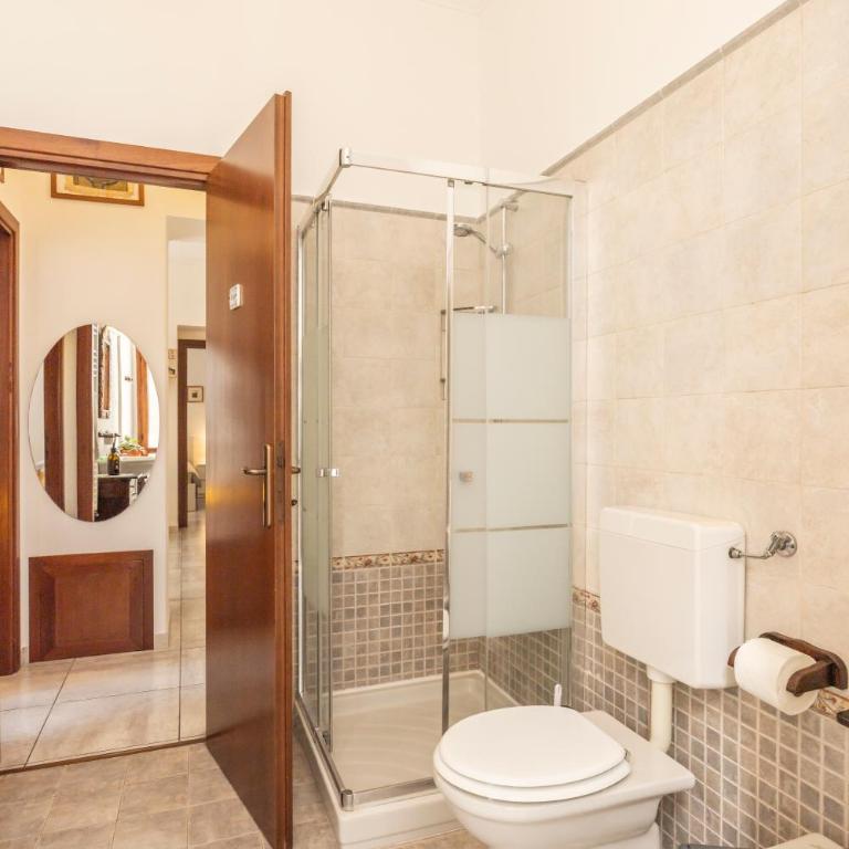 AmaTan Cairoli 32-Apt 2 Camere-Centro Torino-Terrazzino -AC- - Appartamento con 2 Camere da Letto e Balcone - 22