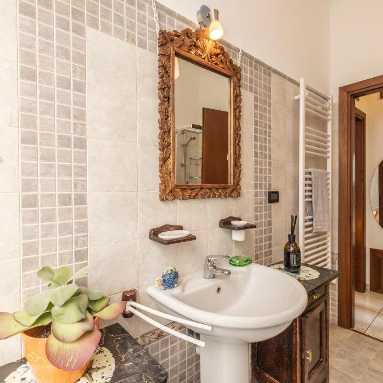 AmaTan Cairoli 32-Apt 2 Camere-Centro Torino-Terrazzino -AC- - Appartamento con 2 Camere da Letto e Balcone - 21