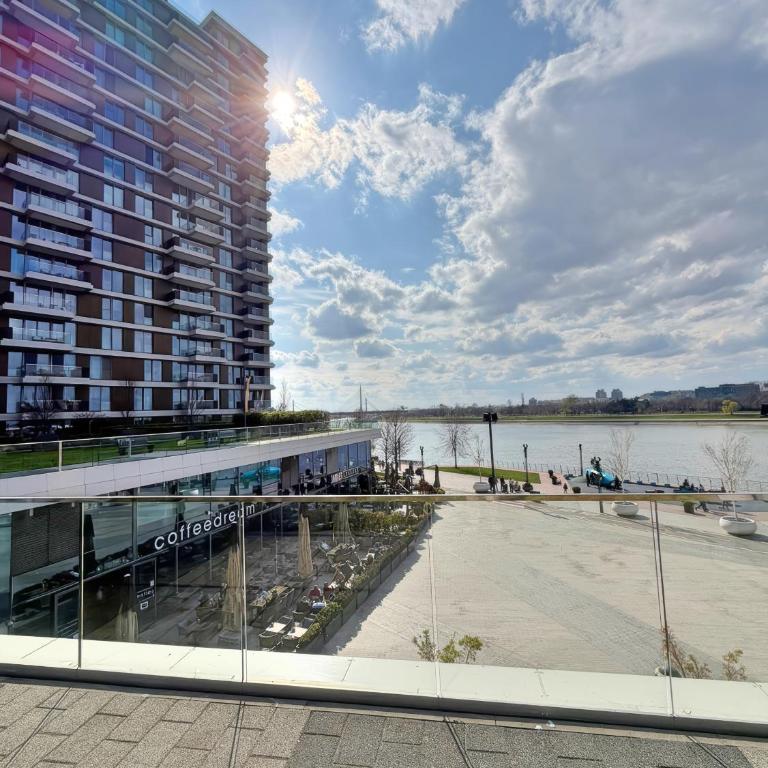 BW Residences - Gym & Pool - Two-Bedroom Apartment - 29