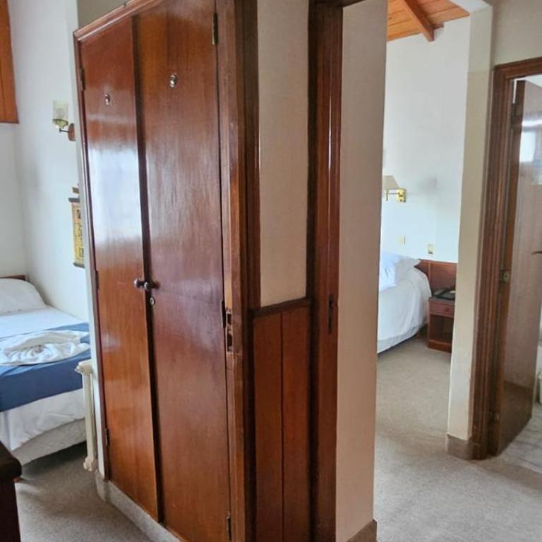Hotel Riviera - Standard Quadruple Room - 1