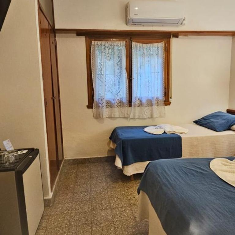Hotel Riviera - Triple Room - 4