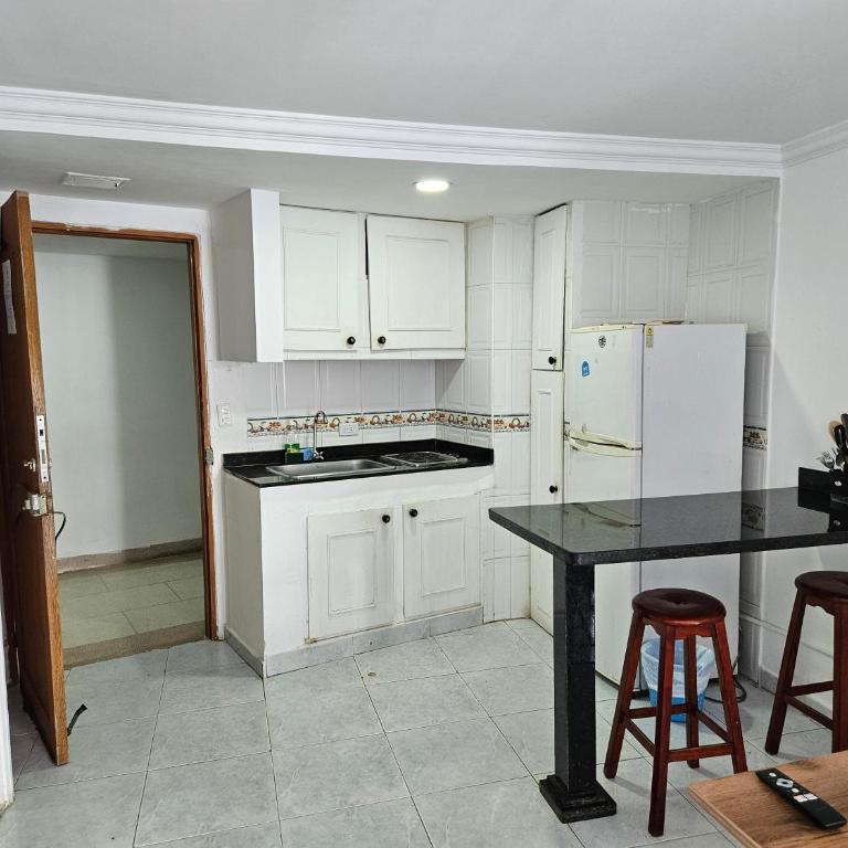 "LOW COST" Conquistador-Laguito - Apartment with Balcony - 13