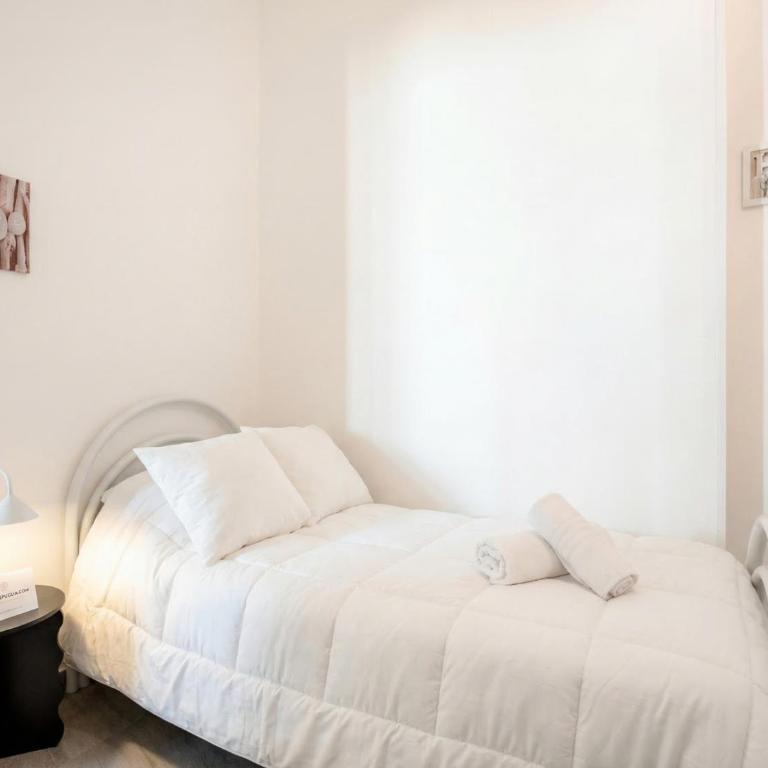 CarmenLeo-Central Accommodation with Patio - Appartamento - 15