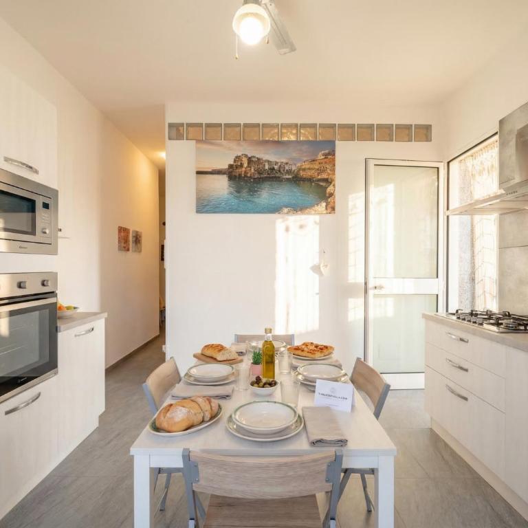 CarmenLeo-Central Accommodation with Patio - Appartamento - 4
