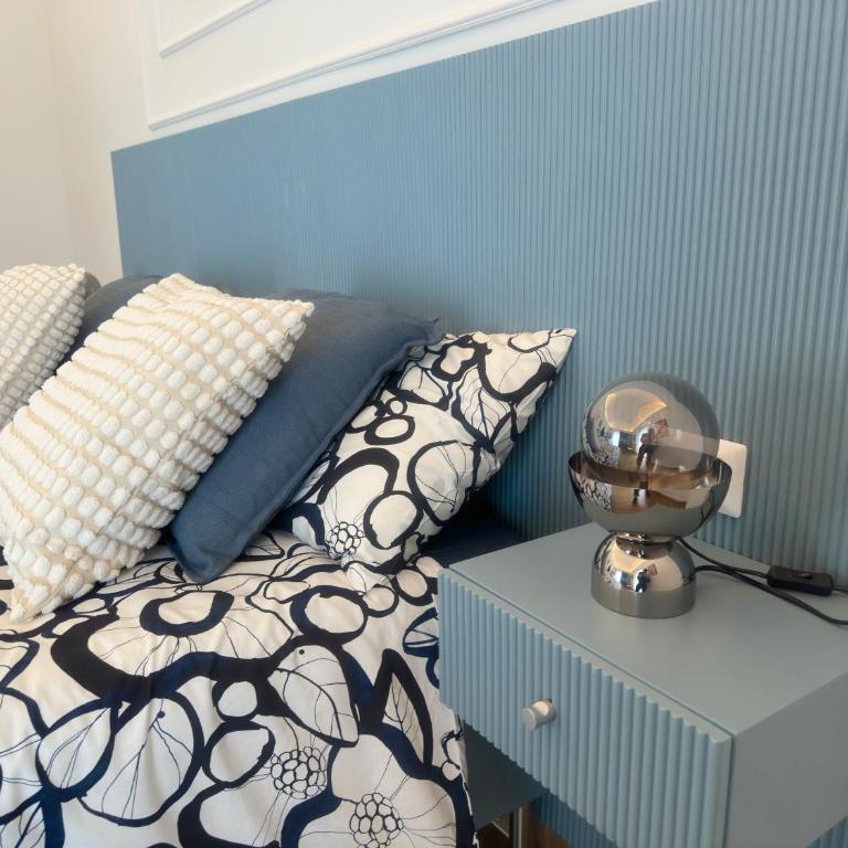 Umbrella Street Home - One-Bedroom Apartment - 7