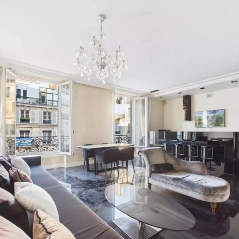 3BR Champs Elysees St Honore - Appartement 3 Chambres - Étage Supérieur - 10