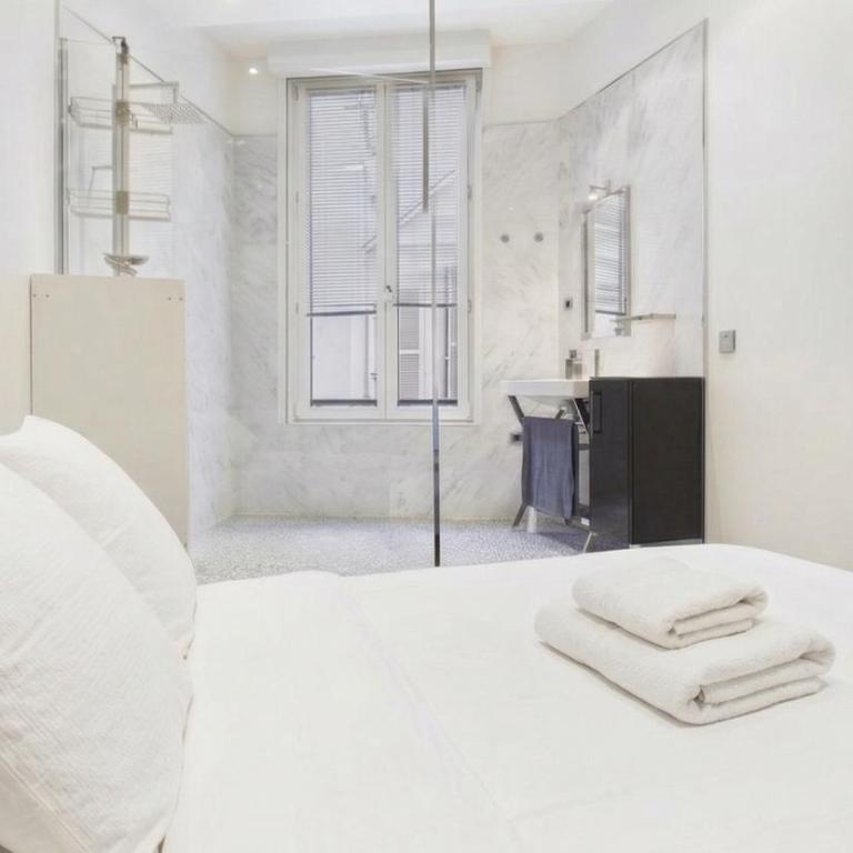 3BR Champs Elysees St Honore - Appartement 3 Chambres - Étage Supérieur - 2