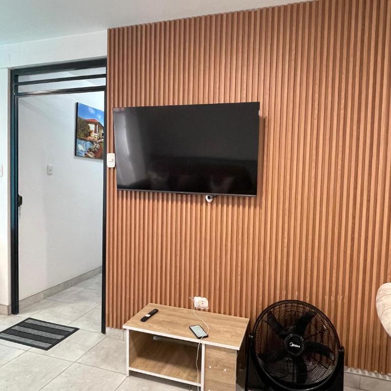 Departamentos Sumaq Plaza - Tres Máscaras - Two-Bedroom Apartment - 4
