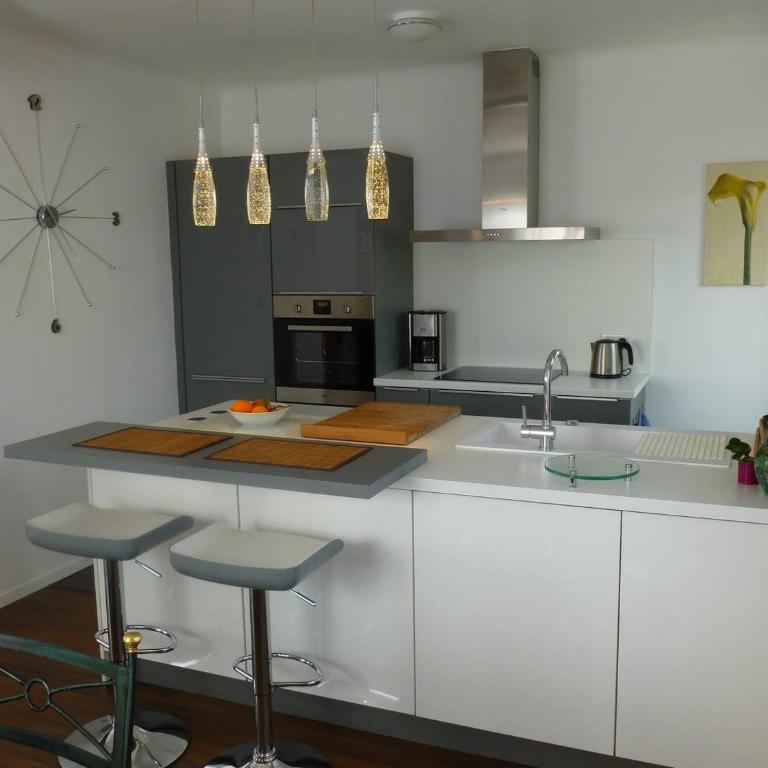 Appartement lumineux avec jardin privatif - Two-Bedroom Apartment - 7