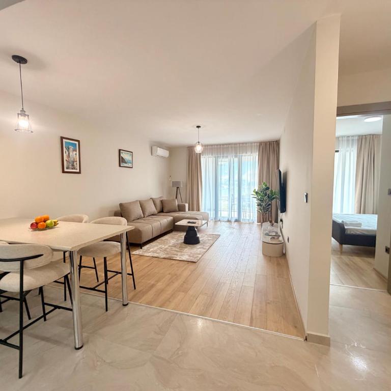 Maris Apartment - One-Bedroom Apartment - 3