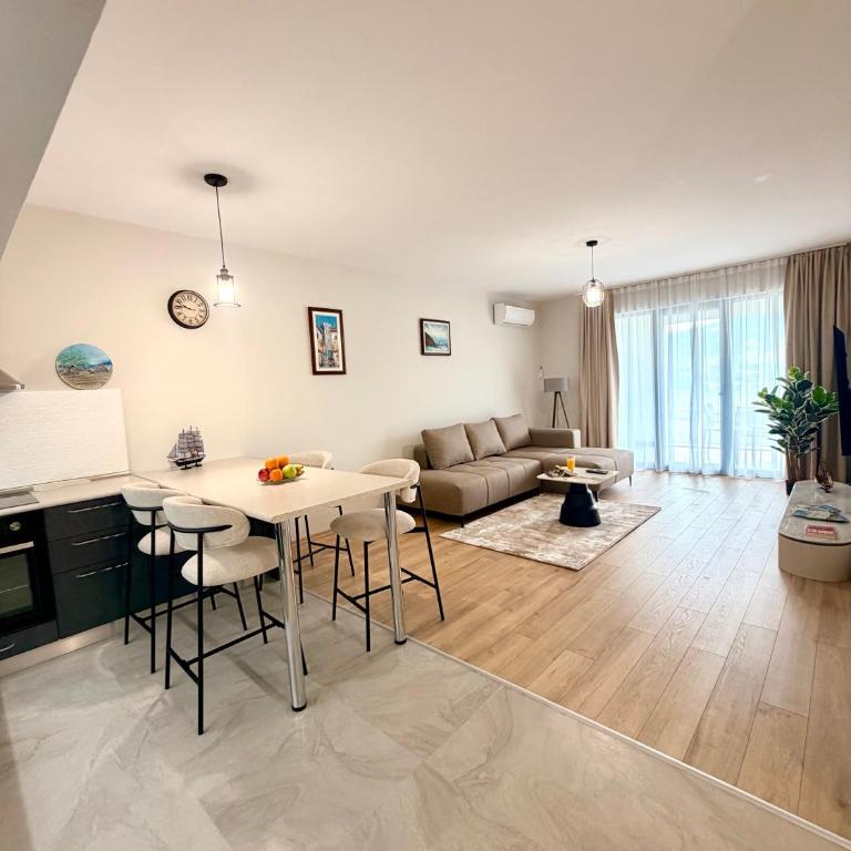 Maris Apartment - One-Bedroom Apartment - 11