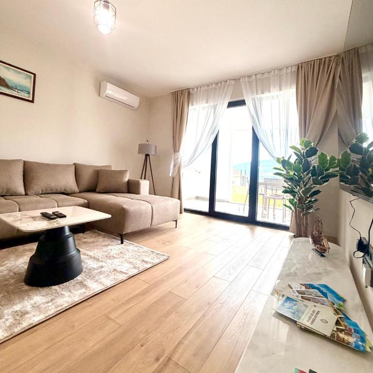 Maris Apartment - One-Bedroom Apartment - 18