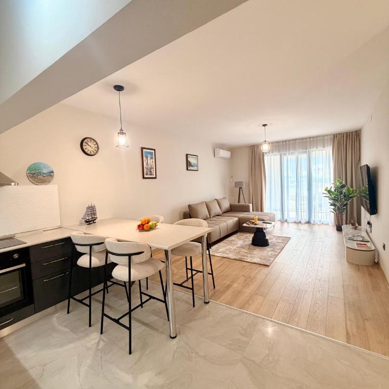Maris Apartment - One-Bedroom Apartment - 20