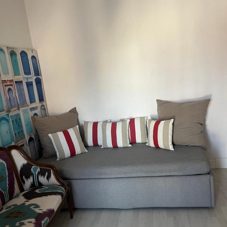 Facibeni Room with Private Living & Parking - Appartamento con 1 Camera da Letto - 4