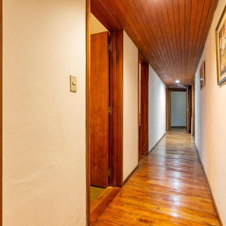 Disfruta de la ciudad y naturaleza en una misma experiencia! - Five-Bedroom House - 15