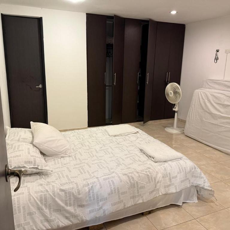 APTO ESTUDIO AMPLIO - zona central, Valledupar - Apartamento Estudio con cama grande - 2