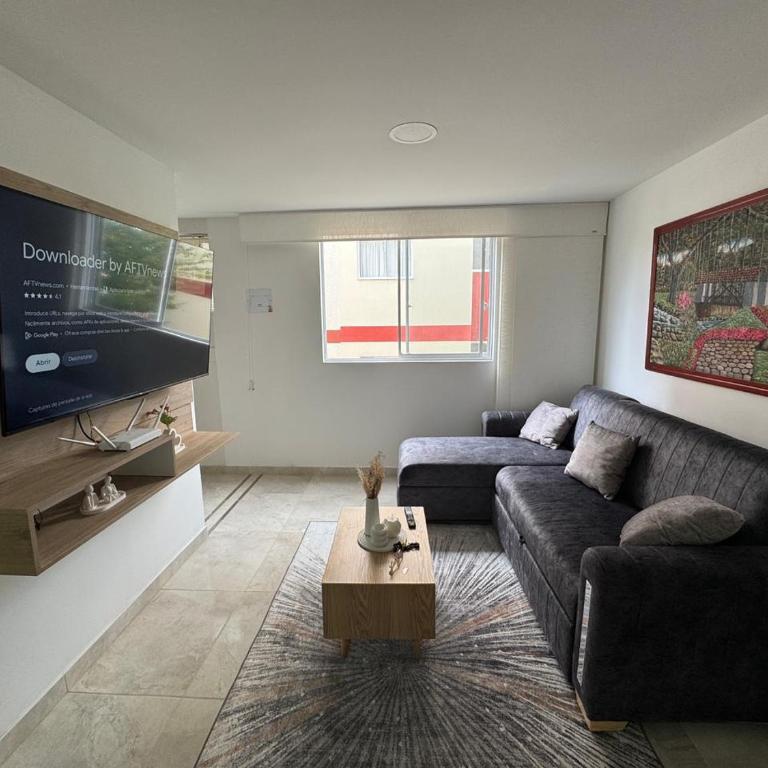 SkyBlue - Three-Bedroom Apartment - 15