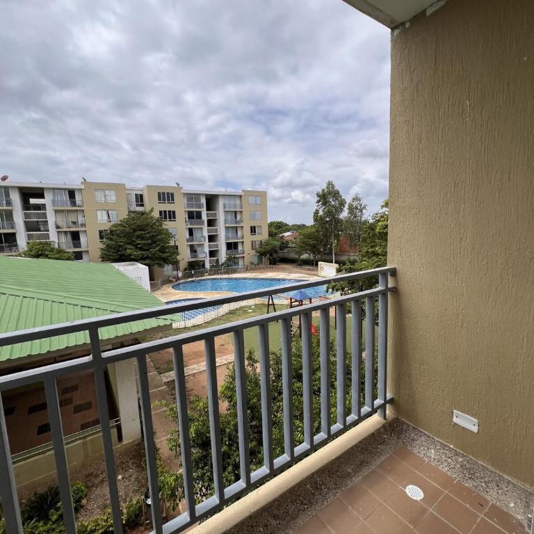 Silvia Maria LH I Tu Apto En Valledupar I Lujo y Confort - Apartamento con vistas a la piscina - 86