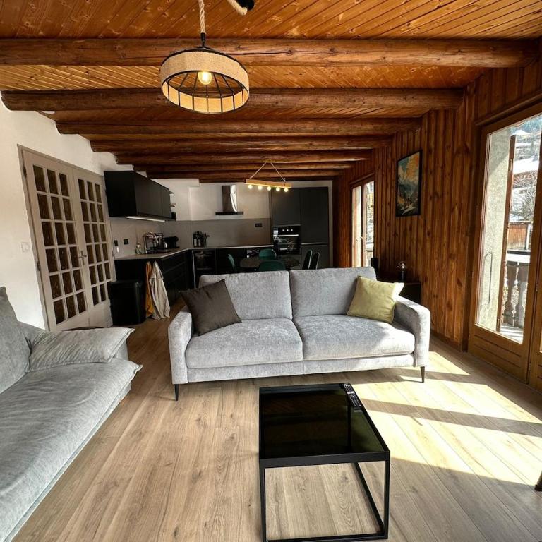 Appartement spacieux et confortable proche du centre avec terrasse - Apartment mit 2 Schlafzimmern - 1