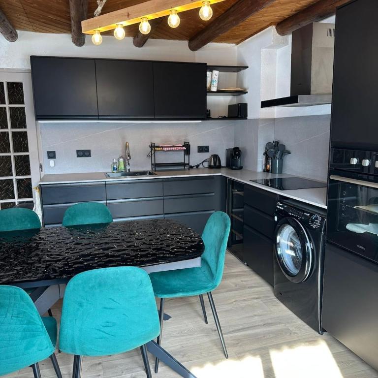 Appartement spacieux et confortable proche du centre avec terrasse - Apartment mit 2 Schlafzimmern - 4