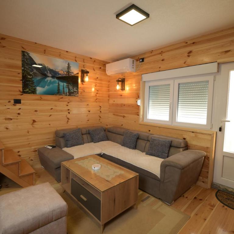 Planinski vuk chalet - One-Bedroom House - 3