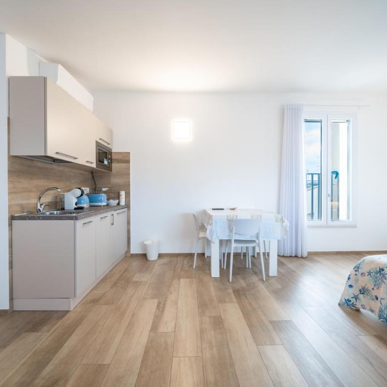 La Mansarda - Private Parking in the City Center - Appartamento con 1 Camera da Letto - 12