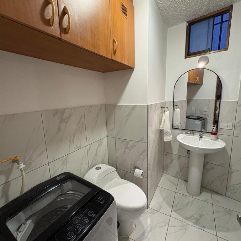 Cozy 1-Bedroom Apt for 4 in Central Miraflores - One-Bedroom Apartment - 13