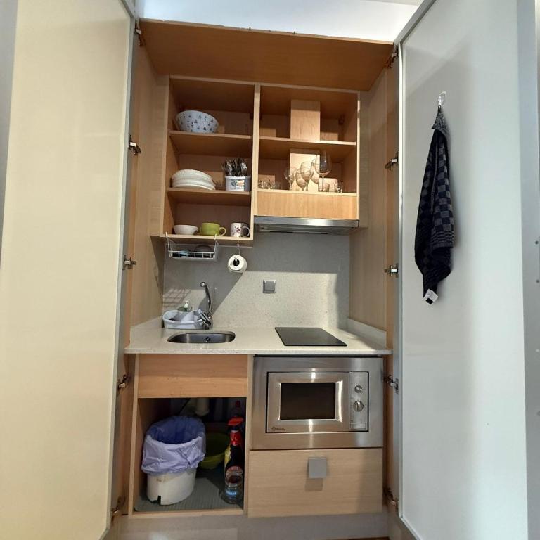 Residencial Pinamar - Estudio con sofá cama - 11