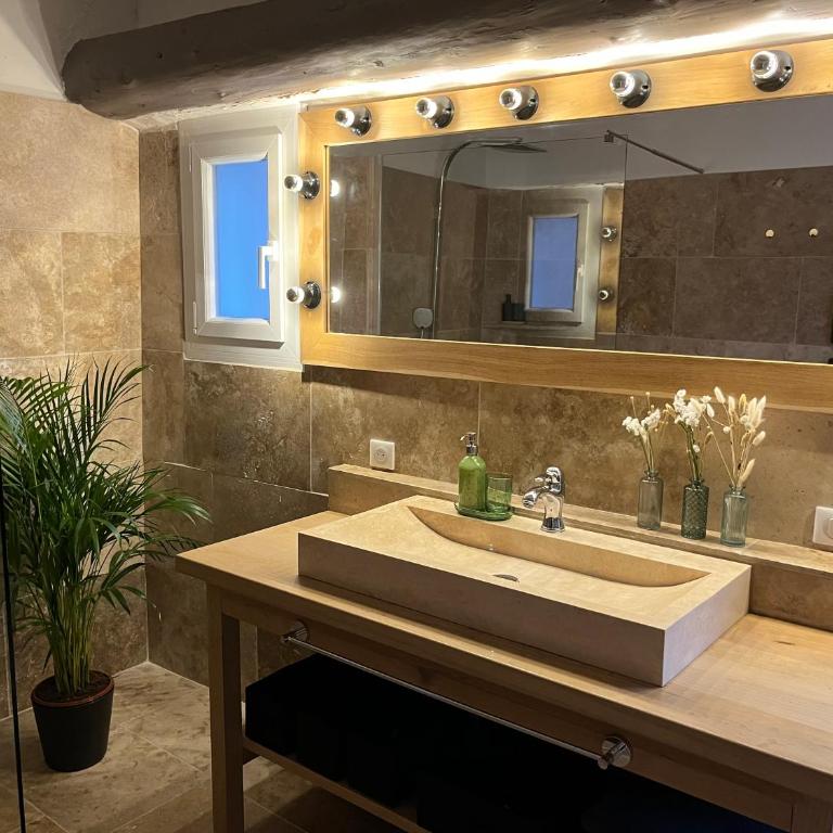 La petite fontaine - Maison 3 Chambres - 16