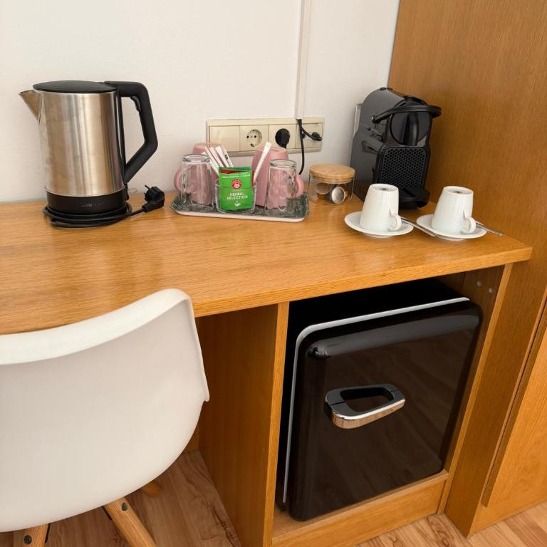 Canisiusbrünnl Self- Check in - Doppelzimmer mit Balkon - 3