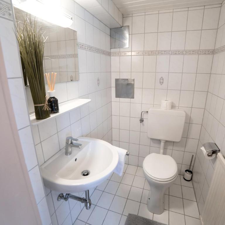 Canisiusbrünnl Self- Check in - Doppelzimmer mit Balkon - 7