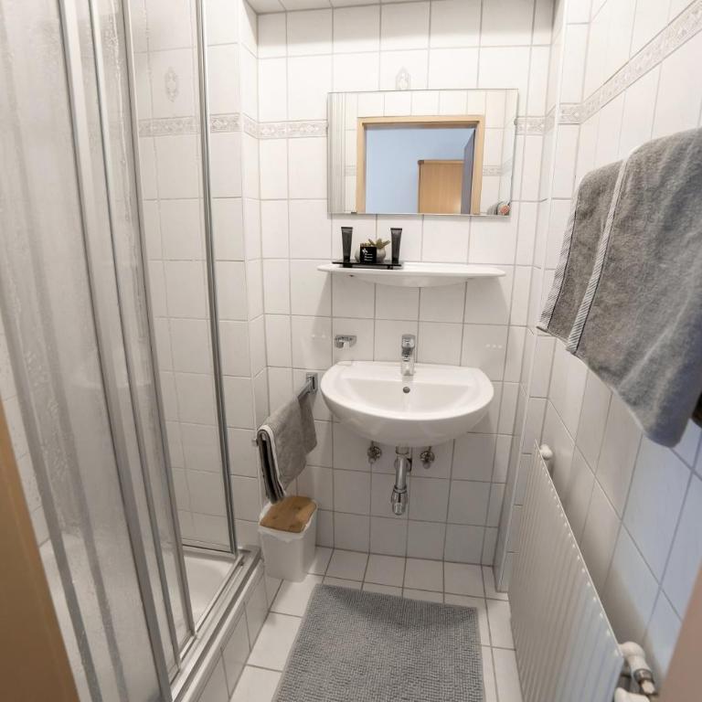 Canisiusbrünnl Self- Check in - Doppelzimmer mit Balkon - 6