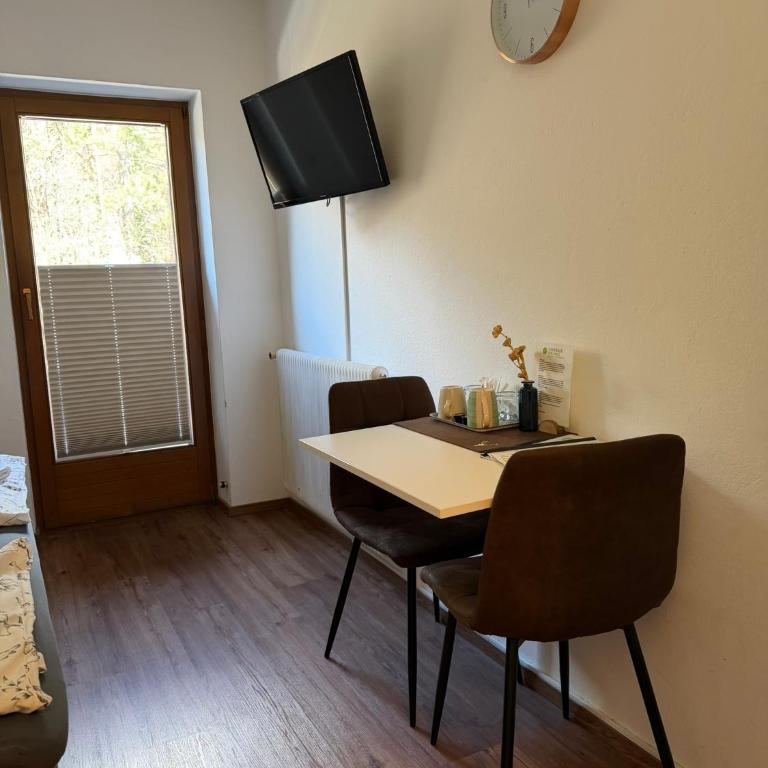 Canisiusbrünnl Self- Check in - Doppelzimmer - 6