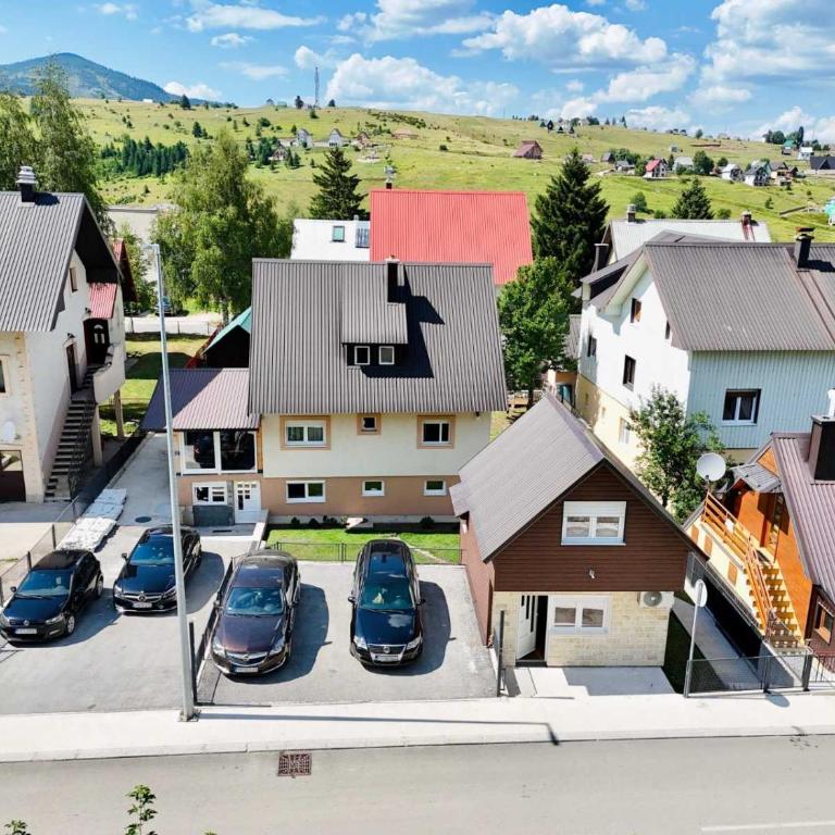 Planinski vuk chalet - One-Bedroom House - 24